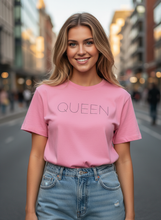 Загрузить изображение в средство просмотра галереи, Queen Organic Cotton T-Shirt
