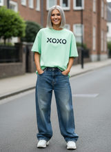 Carica l'immagine nel visualizzatore di Gallery, XOXO Hugs and Kisses All About Love T-Shirt
