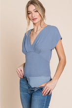 Cargar imagen en el visor de la galería, HEYSON Misty Blue Short Sleeve Pleated Lined Bodysuit
