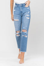 Ladda upp bild till gallerivisning, DISTRESSED RAW HEM MOM JEANS
