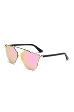 Load image into Gallery viewer, Cramilo Eyewear Women&#39;s Round Geometric Ombre Tinted Sunglasses
