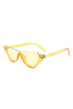 Cargar imagen en el visor de la galería, Cramilo Eyewear Women&#39;s Retro Half Frame Cat Eye Sunglasses
