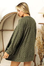 Ladda upp bild till gallerivisning, BiBi Green Checkered Textured Knit Open Front Cardigan
