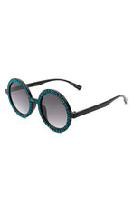 Carregar imagem no visualizador da galeria, Cramillo Eyewear Women&#39;s Round Rhinestone Embellished Tinted Sunglasses
