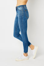 Carregar imagem no visualizador da galeria, Judy Blue Cuffed Hem Blue Denim Skinny Jeans
