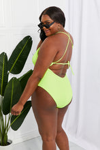 Carica l&#39;immagine nel visualizzatore di Gallery, Marina West Swim Lemon Lime Criss Cross Tie Back One Piece Swimwear
