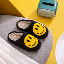 Ladda upp bild till gallerivisning, Melody Smiley Face Slippers
