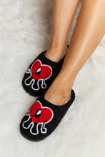 Load image into Gallery viewer, Melody luxe Love Heart Plush Slide Slippers
