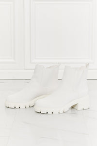 MM Shoes White Matte Lug Sole Chelsea Boots