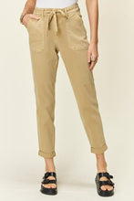 Carica l&#39;immagine nel visualizzatore di Gallery, Judy Blue Alyssa High Waisted Khaki Denim Jogger Style Jeans
