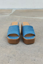 Load image into Gallery viewer, Weeboo Essential Denim Blue Platform Heel Sandals
