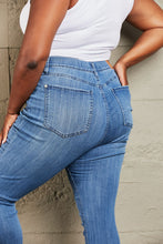 Load image into Gallery viewer, Judy Blue Janavie High Waisted Pull On Blue Denim Cropped Skinny Jeans

