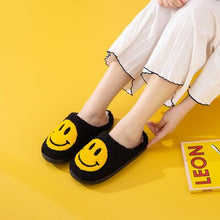 Ladda upp bild till gallerivisning, Melody Smiley Face Slippers
