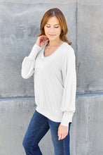 Ladda upp bild till gallerivisning, Basic Bae Solid Color Lantern Sleeve Top
