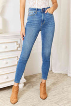 Load image into Gallery viewer, Judy Blue Bonita High Waisted Blue Denim Skinny Jeans

