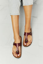 Load image into Gallery viewer, MM Shoes Burnt Umber T-Strap Flip-Flop Sandals
