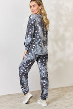 Загрузить изображение в средство просмотра галереи, BiBi Star Pattern Two Piece Loungewear Set
