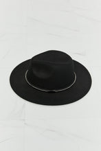 Carica l&#39;immagine nel visualizzatore di Gallery, Fame Solid Black Rhinestone Embellished Wide Brim Hat
