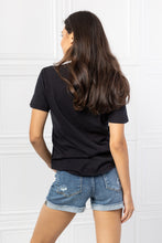 Cargar imagen en el visor de la galería, MineB Solid Black Graphic Short Sleeve Tee Shirt Top
