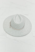Ladda upp bild till gallerivisning, Fame Light Gray Vegan leather Knot Detailed Wide Brim Hat
