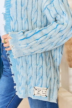 Carregar imagem no visualizador da galeria, POL Blue Open Front Distressed Cable Knit Top
