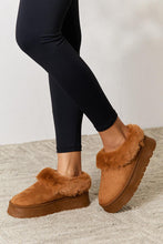 Load image into Gallery viewer, Legend Footwear Brown Furry Chunky Platform Ankle Boots
