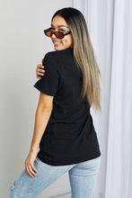 Загрузить изображение в средство просмотра галереи, MineB Solid Black Artisan Graphic Short Sleeve Tee Shirt Top
