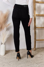 Загрузить изображение в средство просмотра галереи, Judy Blue Shasta High Waisted Rhinestone Embellished Relaxed Skinny Black Denim Jeans
