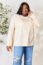 Cargar imagen en el visor de la galería, Celeste Ivory Long Sleeve Fringe Detailed Top
