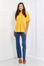 Load image into Gallery viewer, Zenana Solid Yellow Exposed Detailed Soft Waffle Knit Relaxed Fit Top
